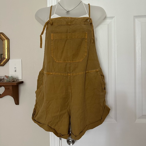 Billabong Wild Pursuit Overalls Romper Sunset Gold J204TBW Sz M - Picture 1 of 15